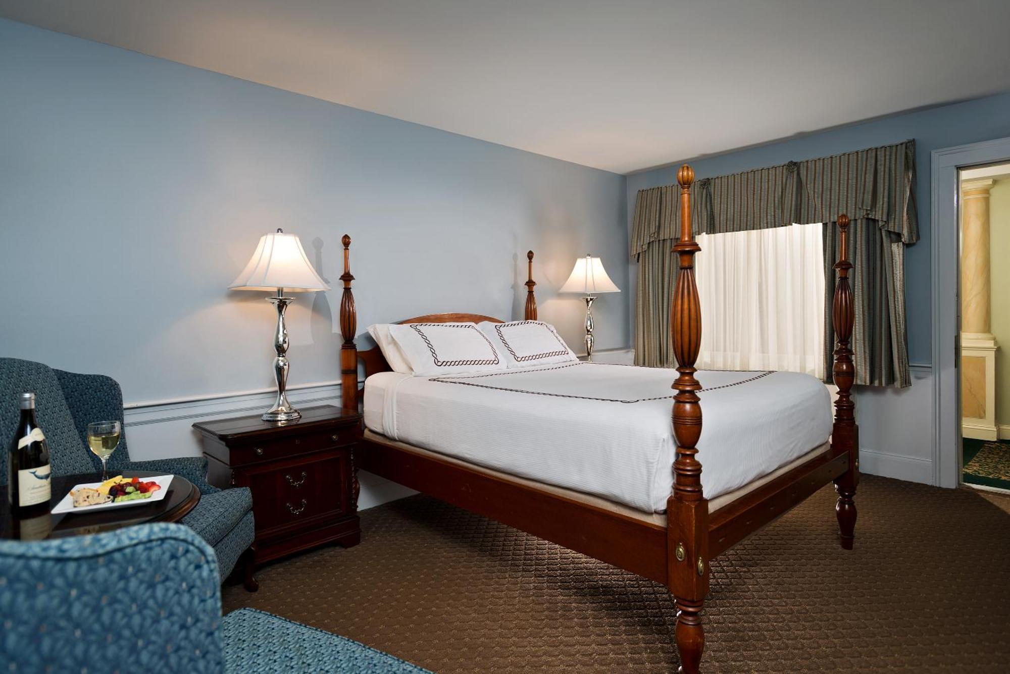 Dan'L Webster Inn And Spa Сэндвич Экстерьер фото